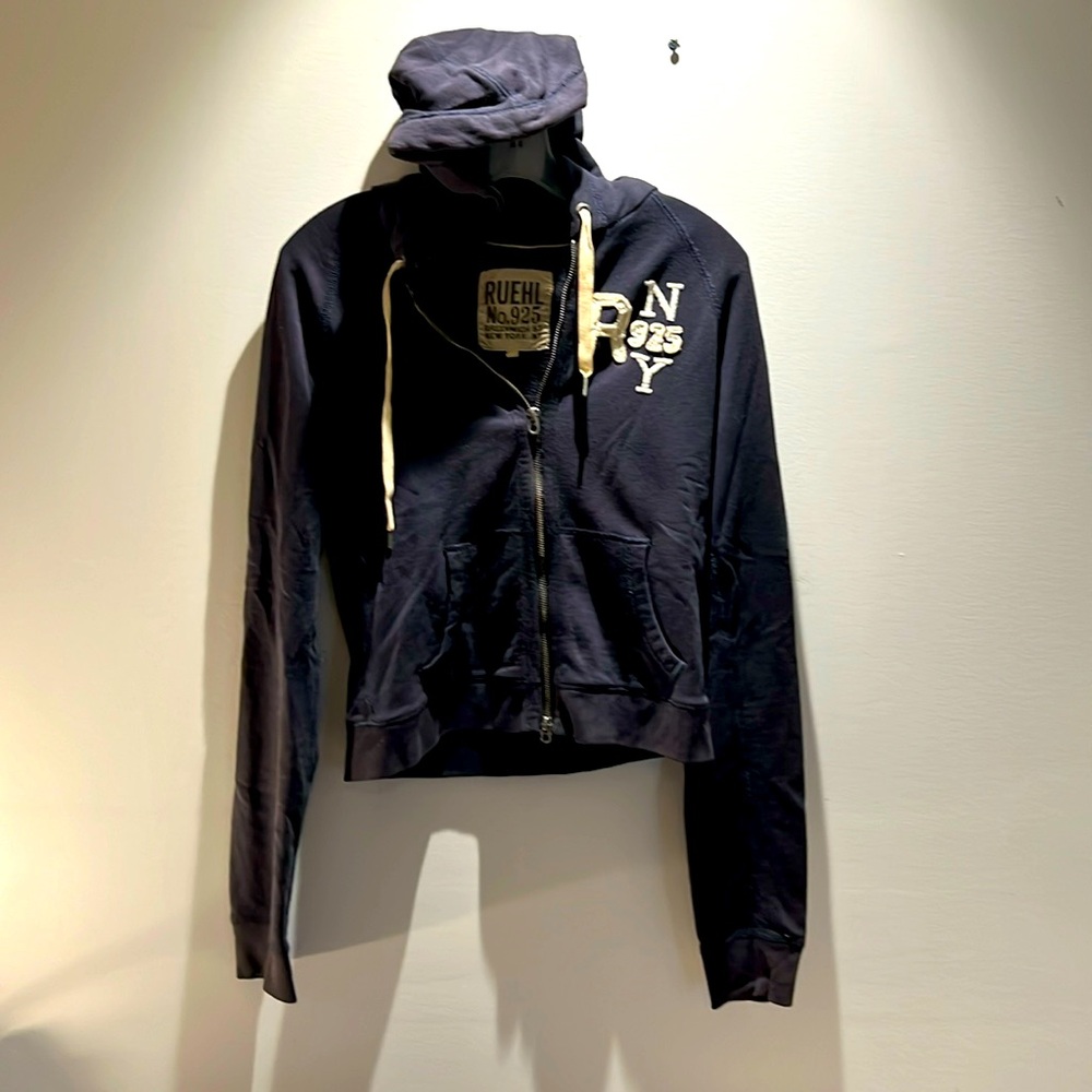 Double-zip, navy, hoodie, Ruehl NY.